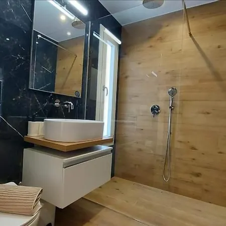 Astore Vila Ruffano